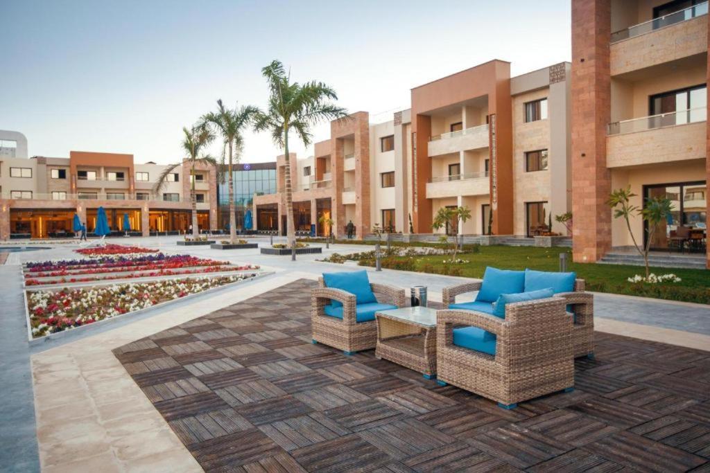 Helnan Hotel - Port Fouad بورسعيد المظهر الخارجي الصورة